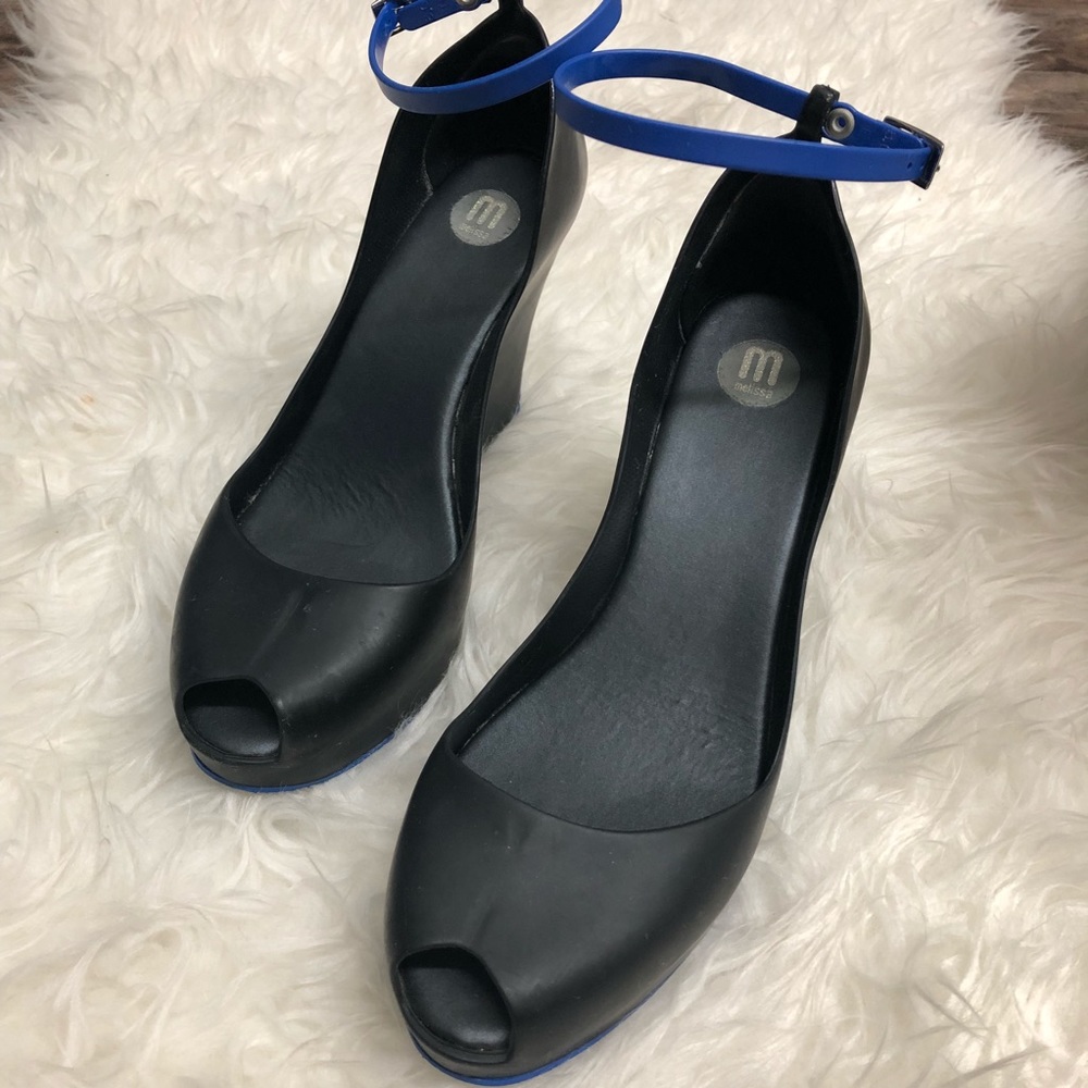 Melissa black jelly wedges with blue stripe size 9